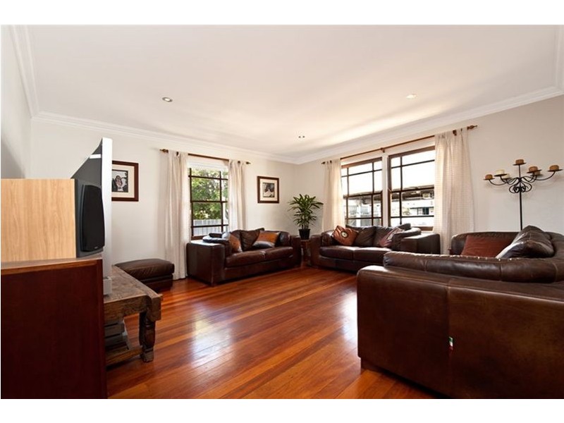 21 Sportsman Avenue, Mermaid Beach QLD 4218