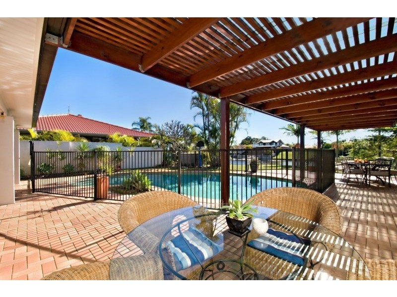 28 Port Drive, Mermaid Waters QLD 4218