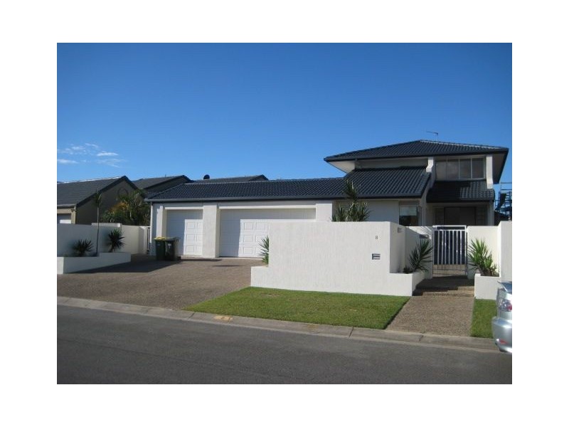 8 Portobello Drive, Mermaid Waters QLD 4218