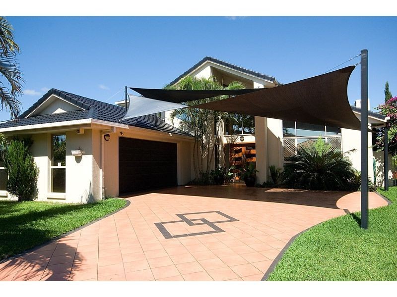 16 Julatten Drive, Robina QLD 4226