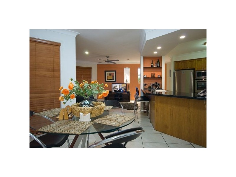 16 Julatten Drive, Robina QLD 4226