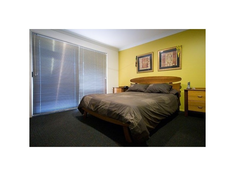 16 Julatten Drive, Robina QLD 4226