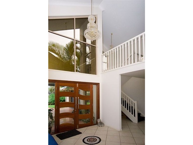 16 Julatten Drive, Robina QLD 4226