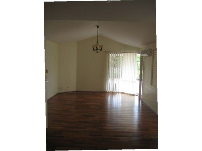 75 Santa Cruz Blvd, Clear Island Waters QLD 4226