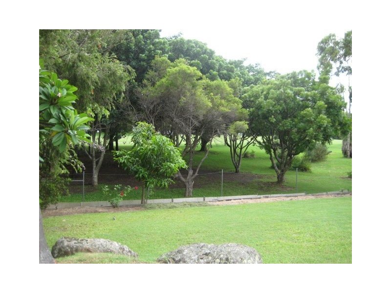 75 Santa Cruz Blvd, Clear Island Waters QLD 4226