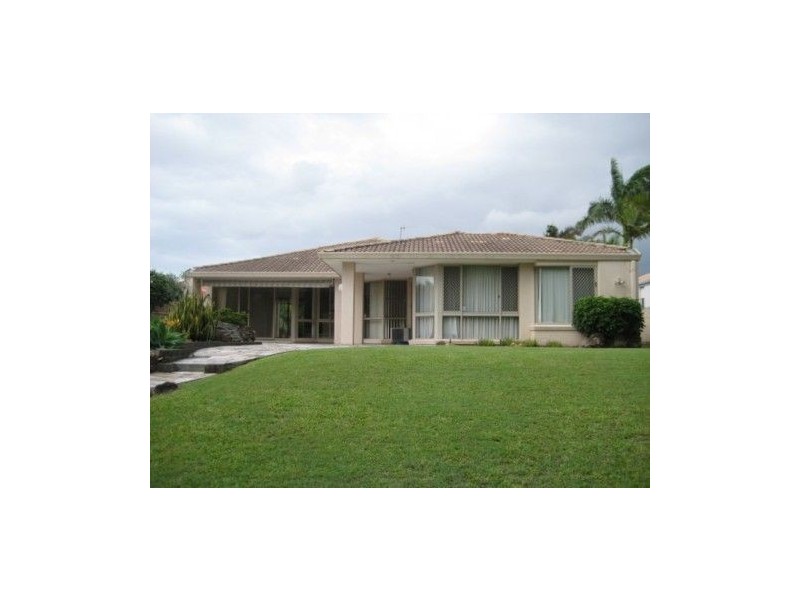 75 Santa Cruz Blvd, Clear Island Waters QLD 4226