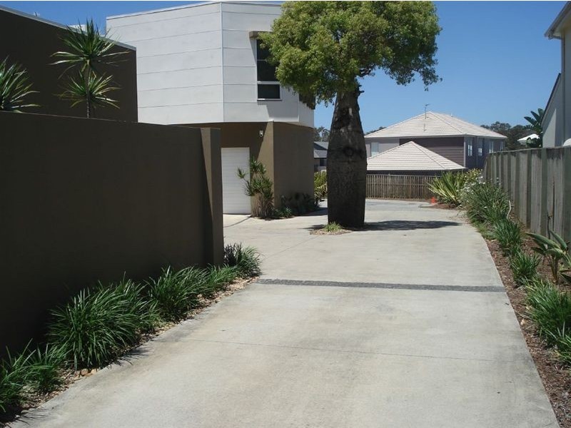 6/11 Cezaire Avenue, Varsity Lakes QLD 4227