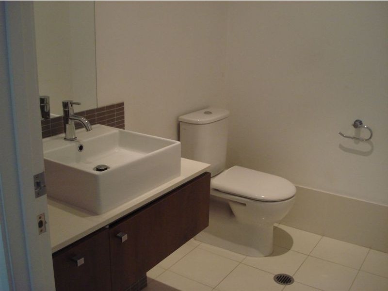 8/11 Cezaire Avenue, Varsity Lakes QLD 4227