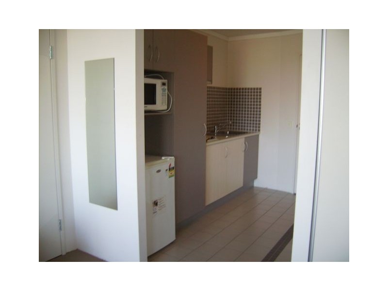 527/25 Lake Orr Drive, Varsity Lakes QLD 4227