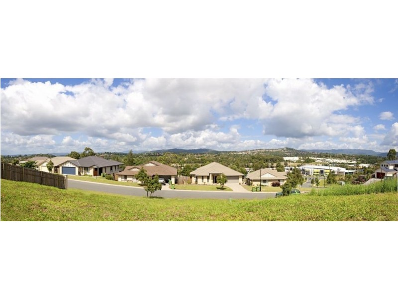 4 Tralee Court, Carrara QLD 4211
