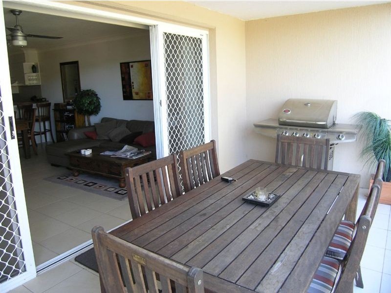 4/14 Brake Street, Burleigh Heads QLD 4220