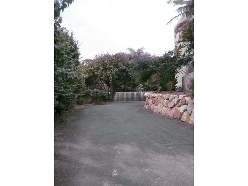 9/26 Holland Court, Broadbeach Waters QLD 4218