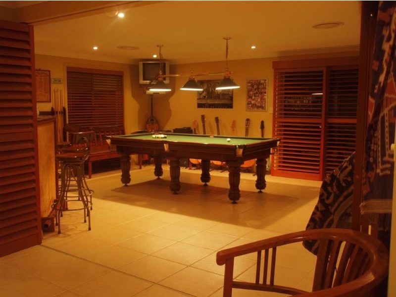 5 Metricup Court, Mermaid Waters QLD 4218