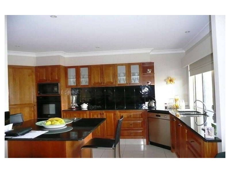 36 Vatakoula Parade, Mermaid Waters QLD 4218