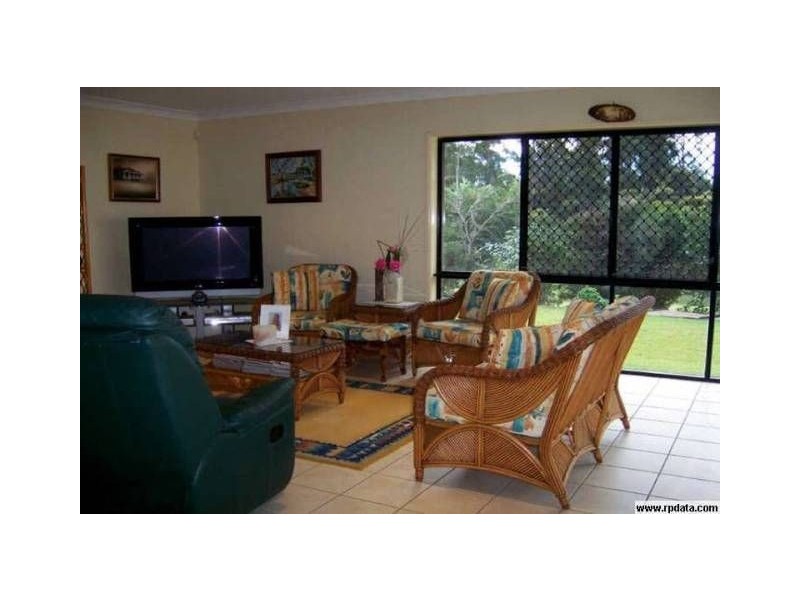 33 Straite Drive, Robina QLD 4226