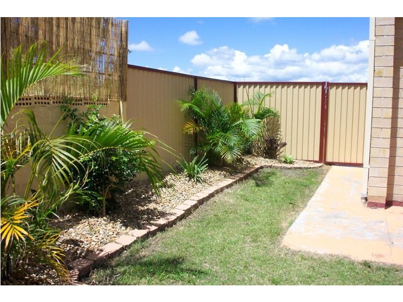 2/6 Soldierbird Place, Carrara QLD 4211