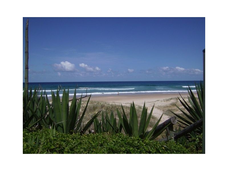17/2 Heron Avenue, Mermaid Beach QLD 4218