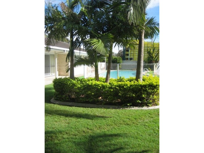 1/2423 Gold Coast Hwy, Mermaid Beach QLD 4218