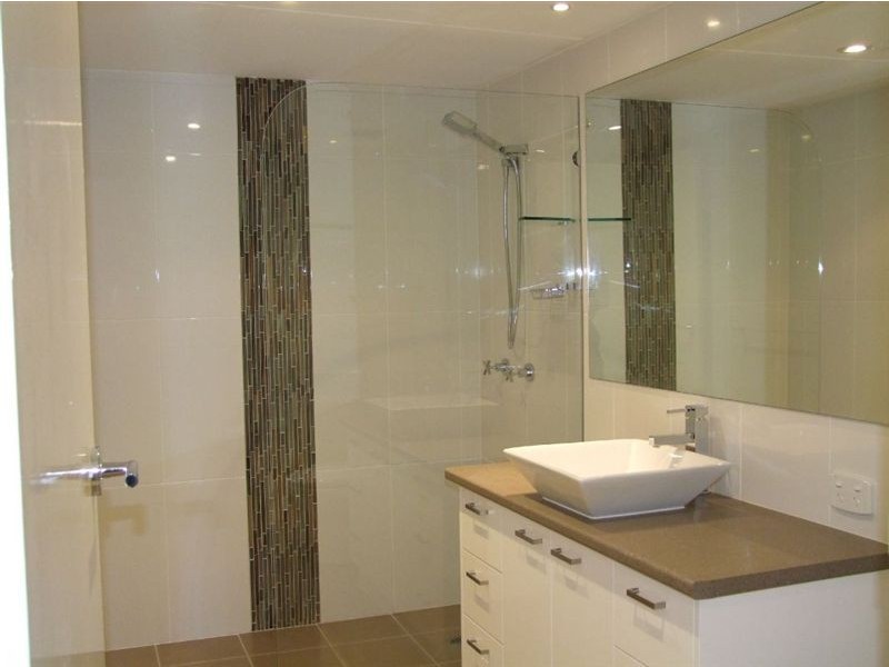 1/22 Genoa Street, Surfers Paradise QLD 4217