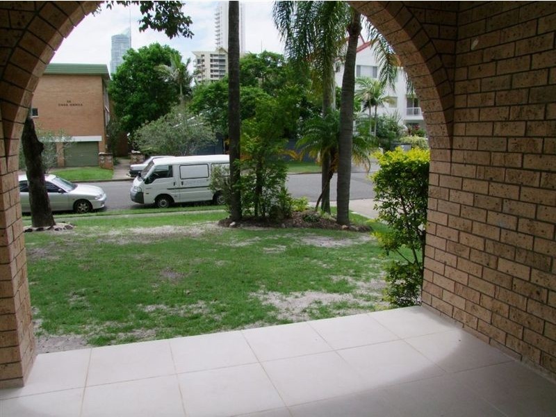 1/22 Genoa Street, Surfers Paradise QLD 4217