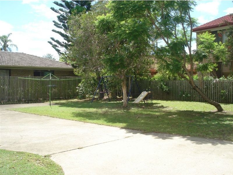 4/6 Duet Drive, Mermaid Waters QLD 4218