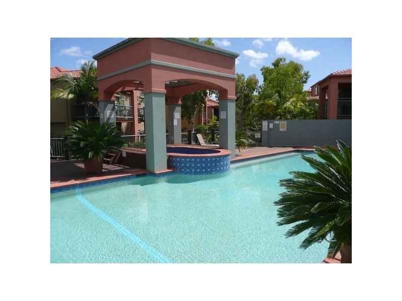 78/20 Fairway Drive, Clear Island Waters QLD 4226