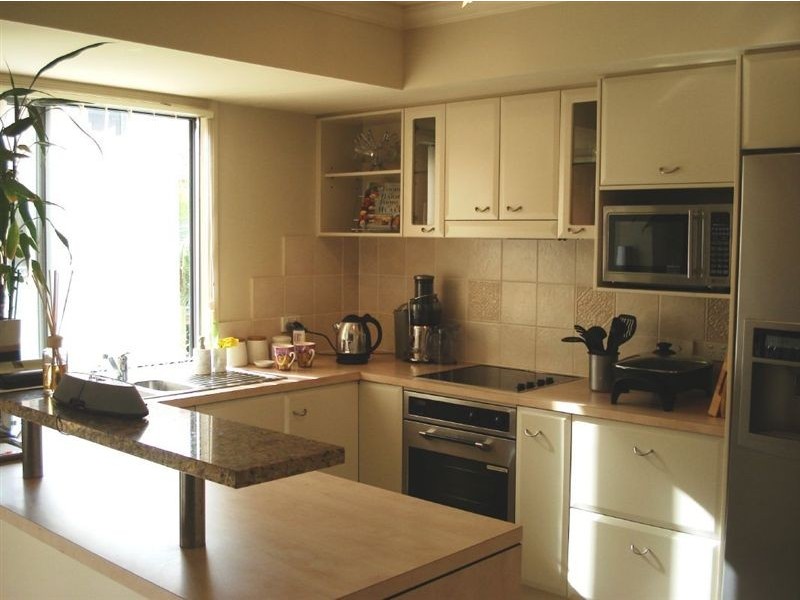 78/20 Fairway Drive, Clear Island Waters QLD 4226