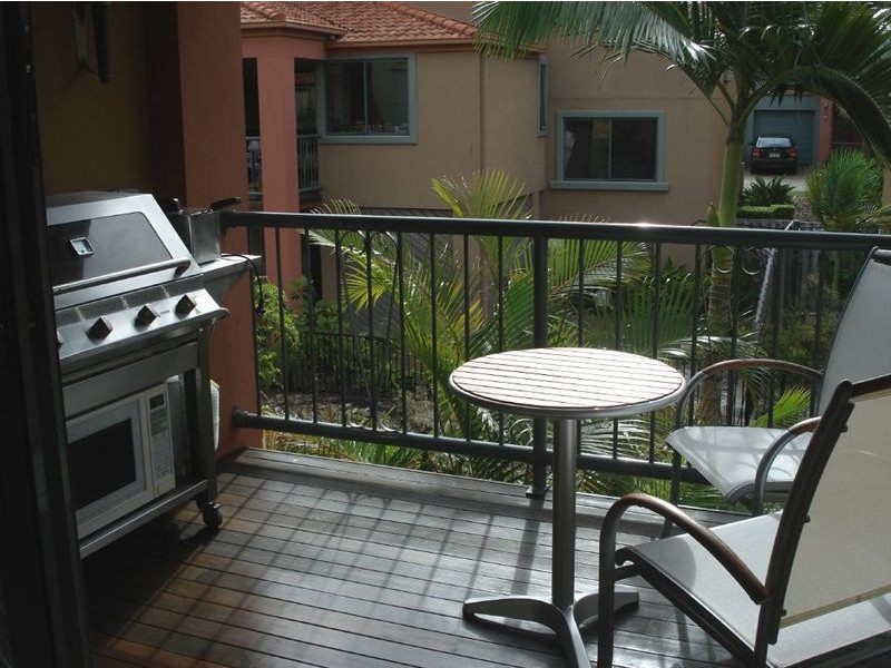 78/20 Fairway Drive, Clear Island Waters QLD 4226