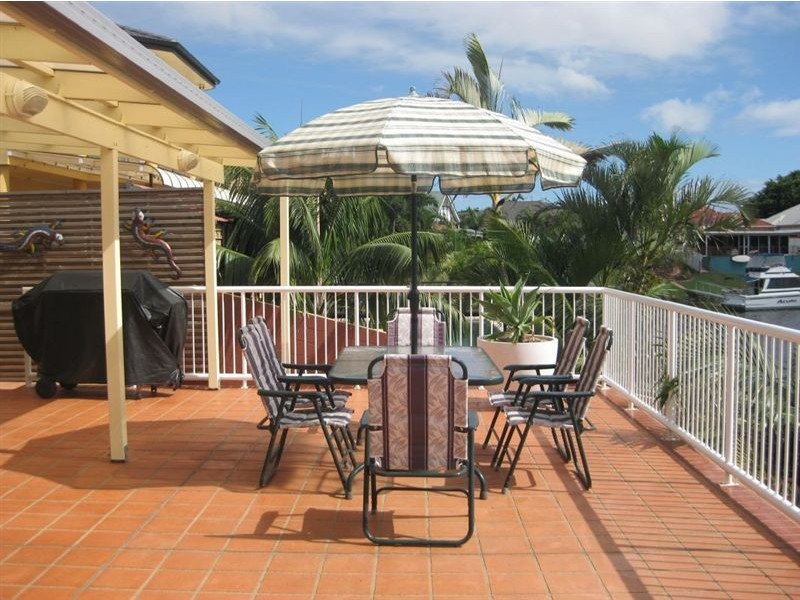 81 Port Jackson Boulevard, Clear Island Waters QLD 4226