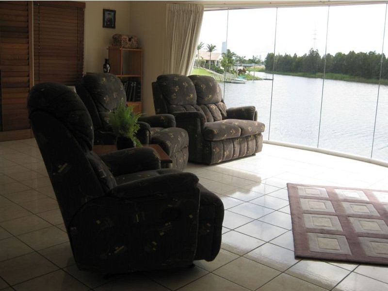 81 Port Jackson Boulevard, Clear Island Waters QLD 4226