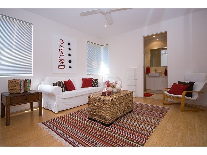 25 Alfred Street, Mermaid Beach QLD 4218