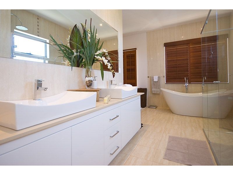 25 Alfred Street, Mermaid Beach QLD 4218