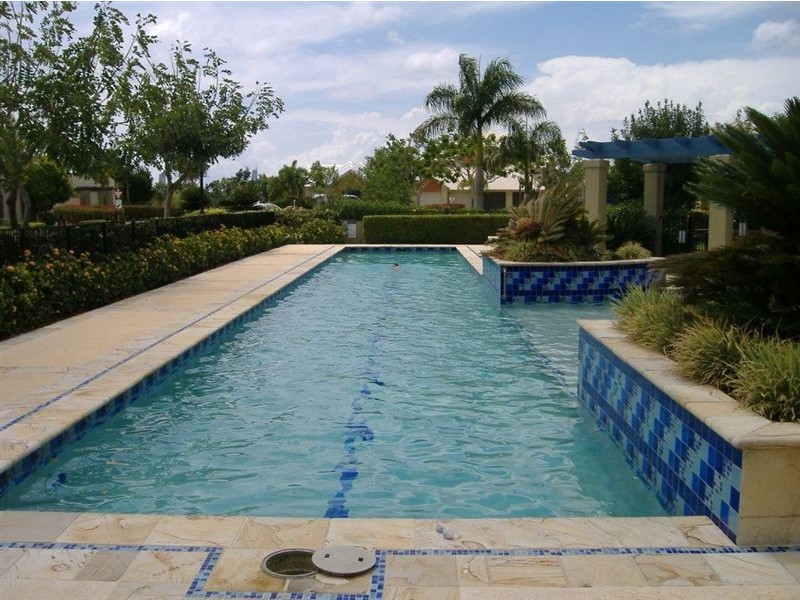 2043 The Vistas Drive, Carrara QLD 4211