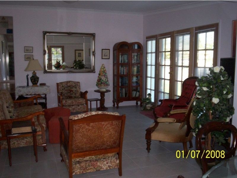 14 Allambi Avenue, Broadbeach Waters QLD 4218