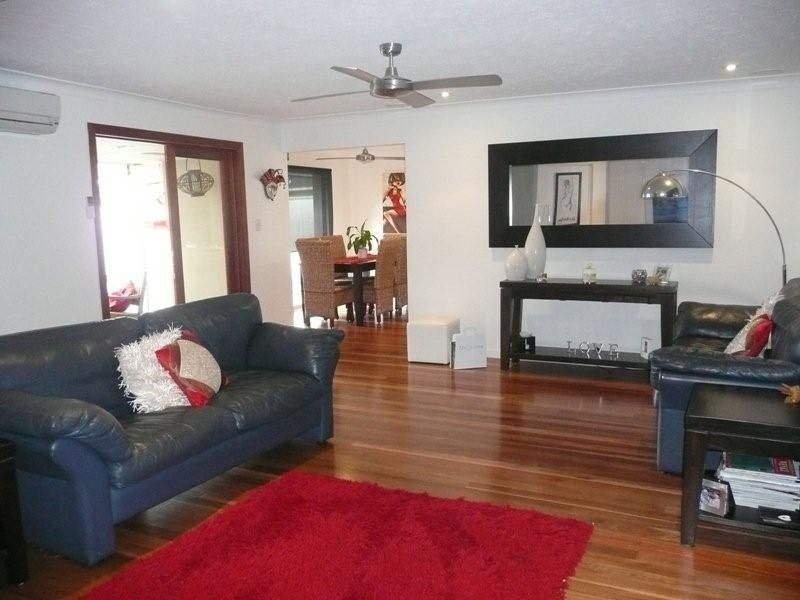 6 Fairway Drive, Clear Island Waters QLD 4226