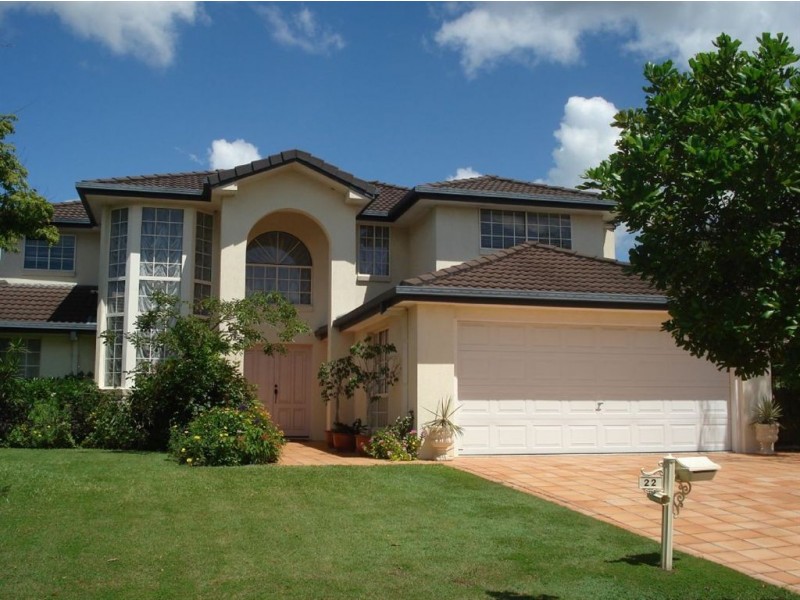 22 Clipper Boulevard, Clear Island Waters QLD 4226
