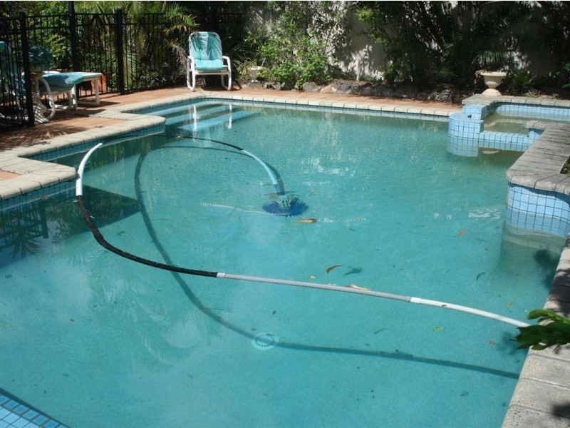 22 Clipper Boulevard, Clear Island Waters QLD 4226