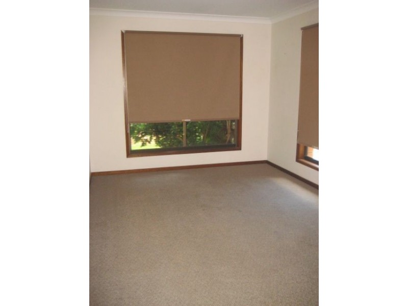 9 Pacific Blvd, Broadbeach Waters QLD 4218