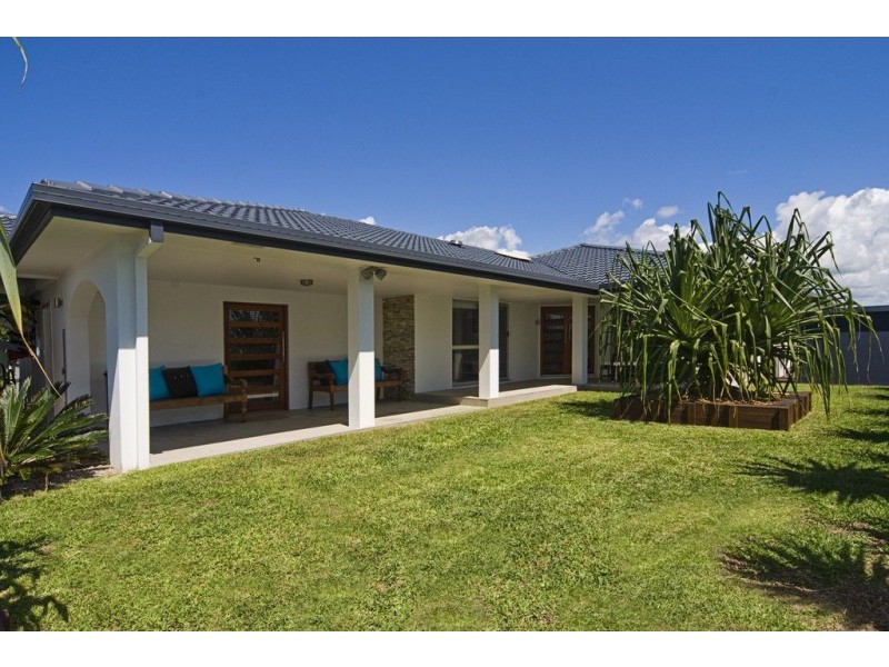46 Arcadia Drive, Mermaid Waters QLD 4218