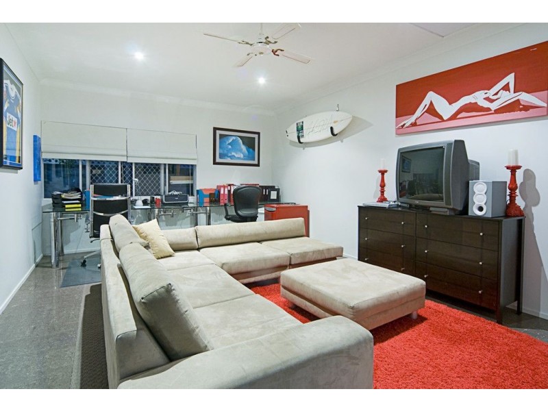 46 Arcadia Drive, Mermaid Waters QLD 4218