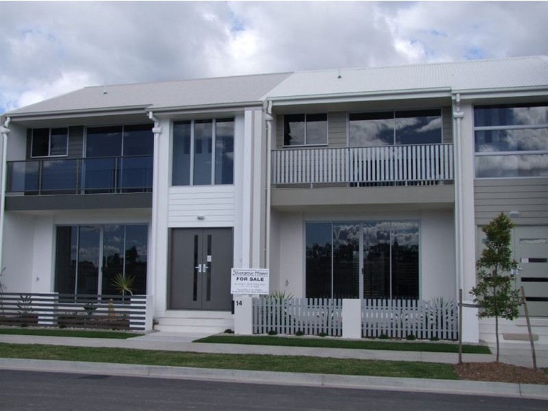16 South Bay Drive, Varsity Lakes QLD 4227