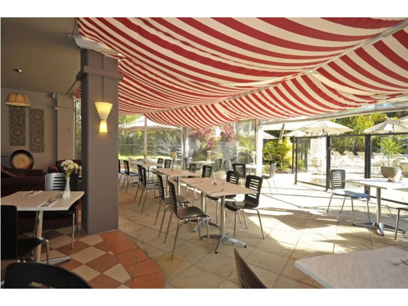 708/9 Beach Parade, Surfers Paradise QLD 4217