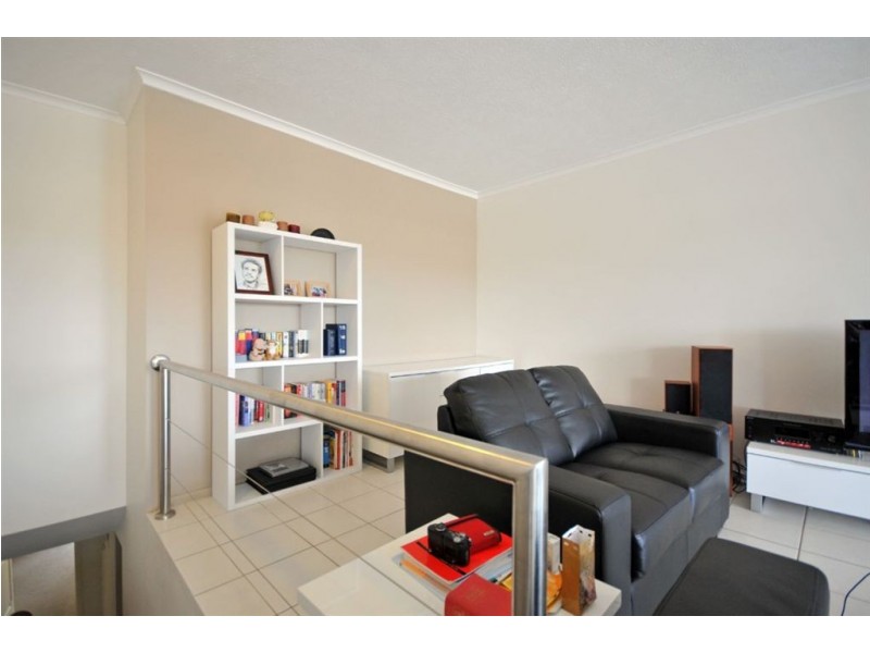 14/2964 Gold Coast Highway, Surfers Paradise QLD 4217