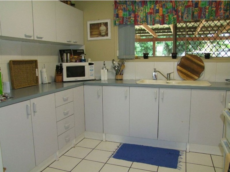 84 Rumrunner Street, Mermaid Waters QLD 4218
