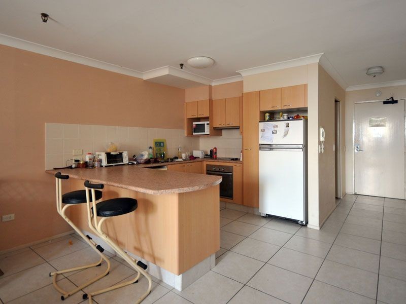16/114 Esplanade, Surfers Paradise QLD 4217