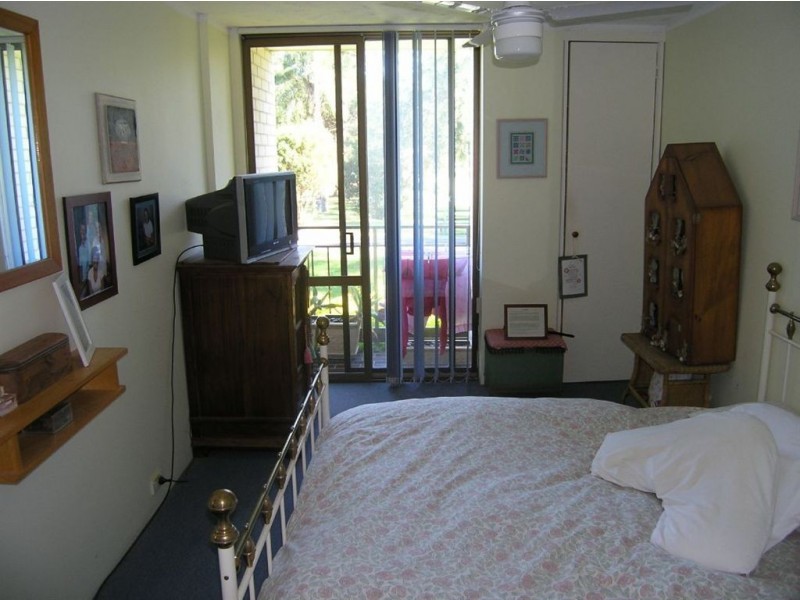 6/11 Fairway Drive, Clear Island Waters QLD 4226