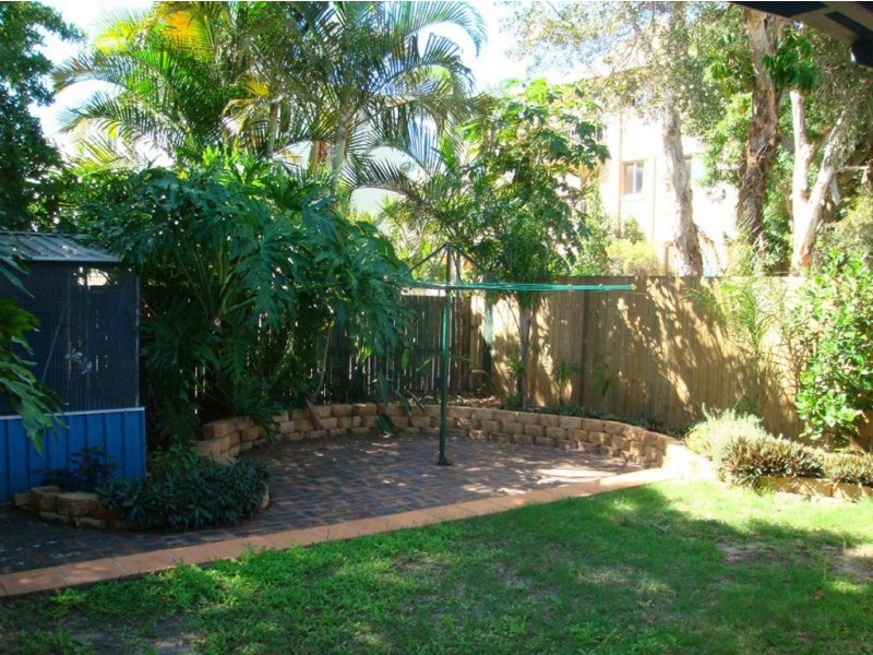 2/87 Sunshine Parade, Miami QLD 4220