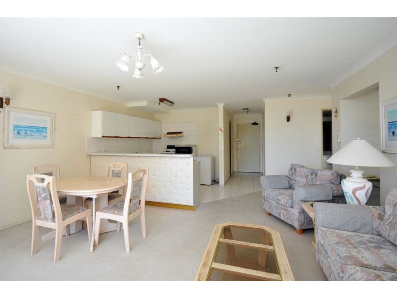 4/114 Esplanade, Surfers Paradise QLD 4217