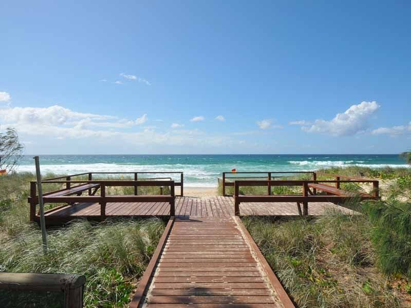 4/114 Esplanade, Surfers Paradise QLD 4217