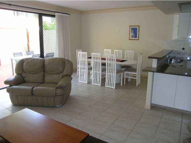 1/51 Sunset Boulevard, Surfers Paradise QLD 4217